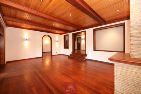 4 Bedroom Townhouse4