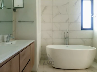 54925cb8-d7a2-4eda-b075-32af90edf981