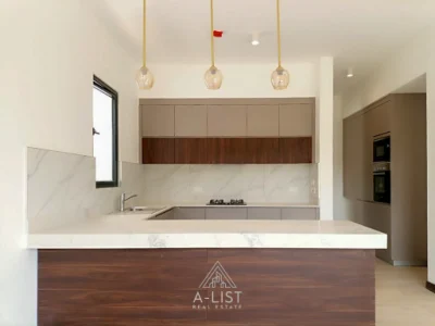 5c5d1fd6-d438-43e4-acdb-762a7cd3ab51