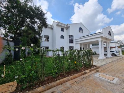 6 Bedroom Ambassadorial House4