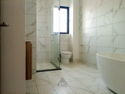 92bfe1a5-5e23-4ba4-b238-e97a42859fa4