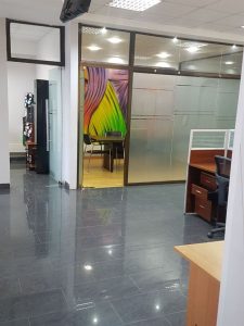 Exclusive Modern 1300sqft Office-Kindaruma-office-12