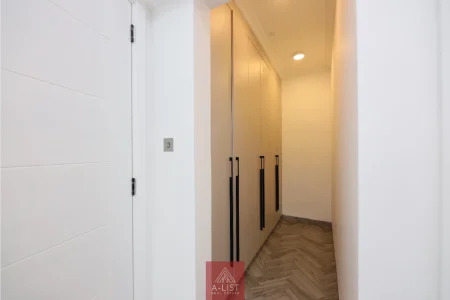 hookwood residency 2BR - 4