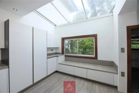 kitisuru-6bedroom-27